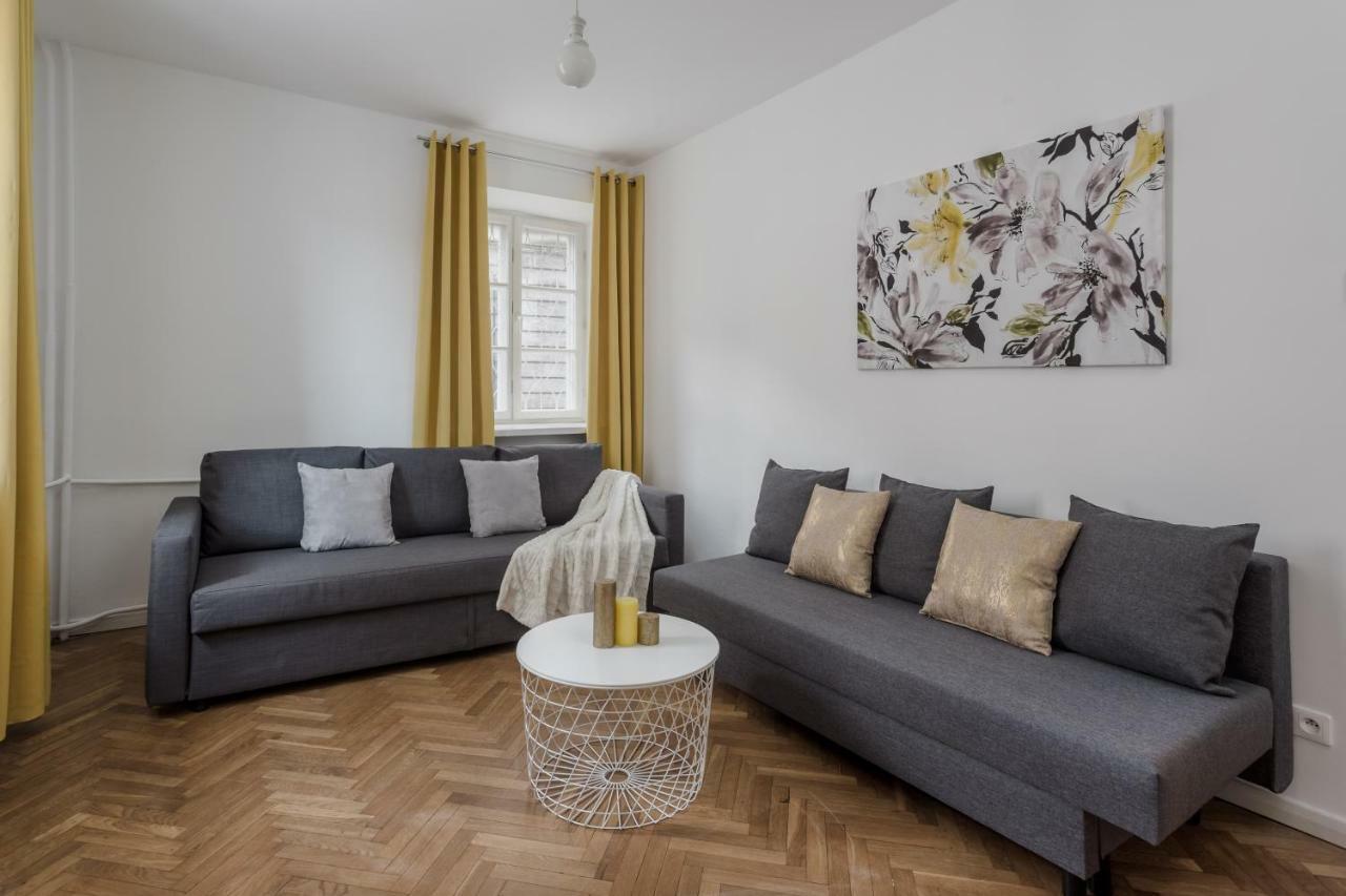 Chill Apartments Brzozowa Old Town Varsovia Exterior foto